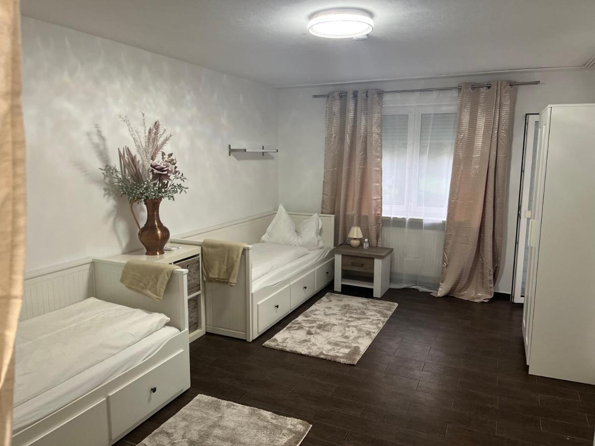 Bibis Ferienwohnung Мюнхен Экстерьер фото